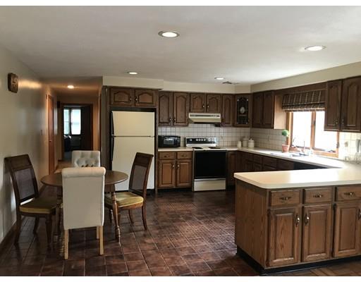 289 Moosehill Road Walpole, MA 02032 - Photo 10 of 23 Gallery Image 10
