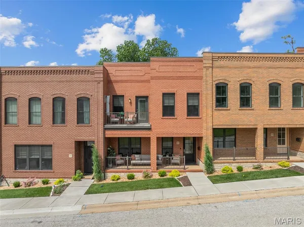 $725,000 | 497 West Main Street, Washington, MO 63090