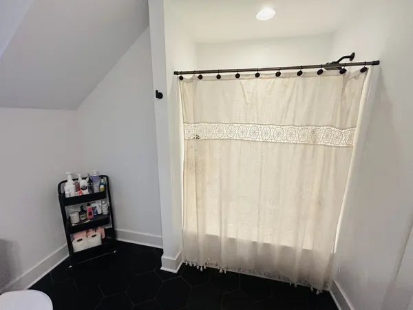 $719,900 | 6565 Greenvale Road, Watertown, TN 37184