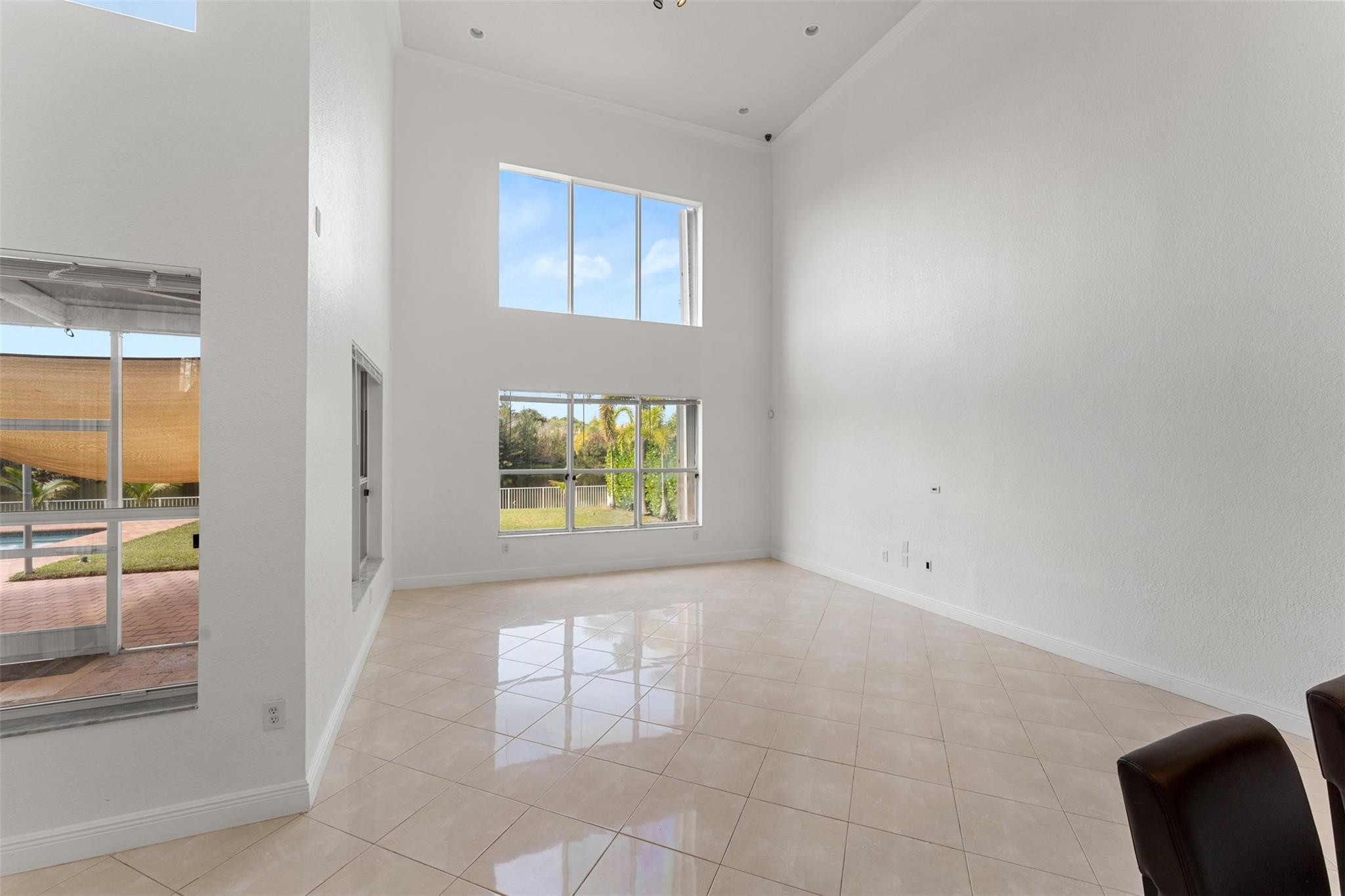 5318 Southwest 195th Terrace Miramar, FL 33029 - Photo 11 of 67 an empty room with windows
