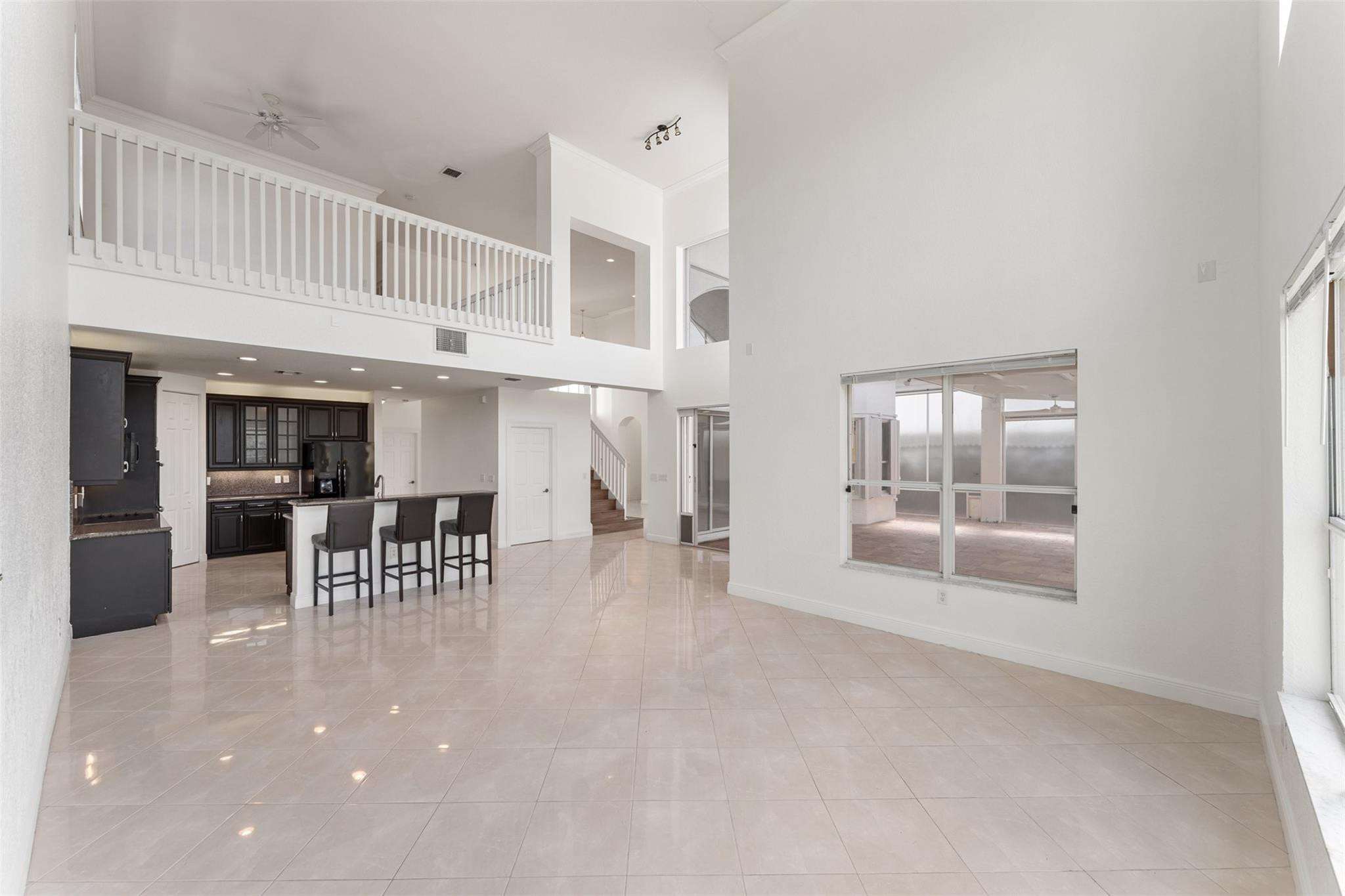 5318 Southwest 195th Terrace Miramar, FL 33029 - Photo 13 of 67 Photo 13