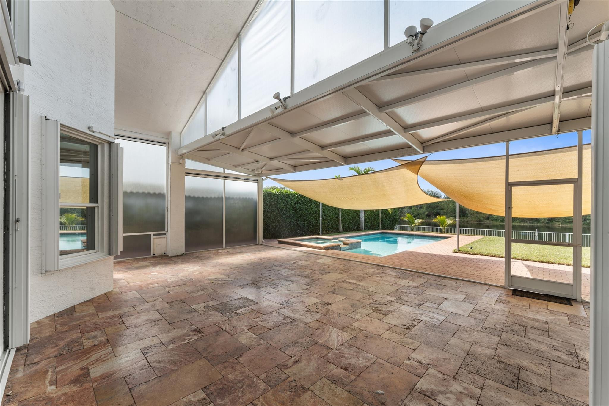 5318 Southwest 195th Terrace Miramar, FL 33029 - Photo 23 of 67 a room with natural light