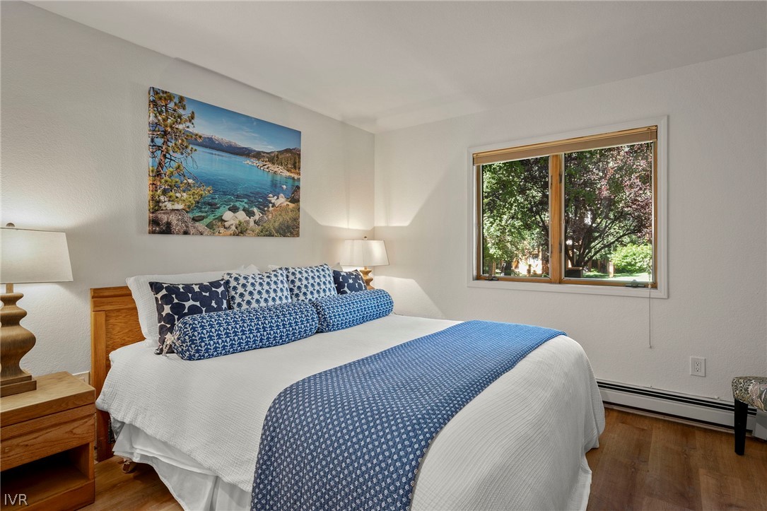 939 Incline Way, Unit 198 Incline Village, NV 89451 - Photo 5 of 22 Primary Bedroom