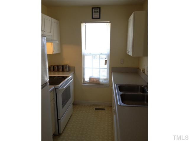 1320 Swingline Way Raleigh, NC 27610 - Photo 6 of 9 Photo 6