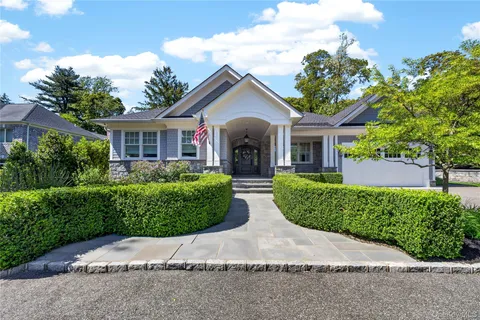 $2,995,000 | 379 Frost Pond Road, Glen Head, NY 11545