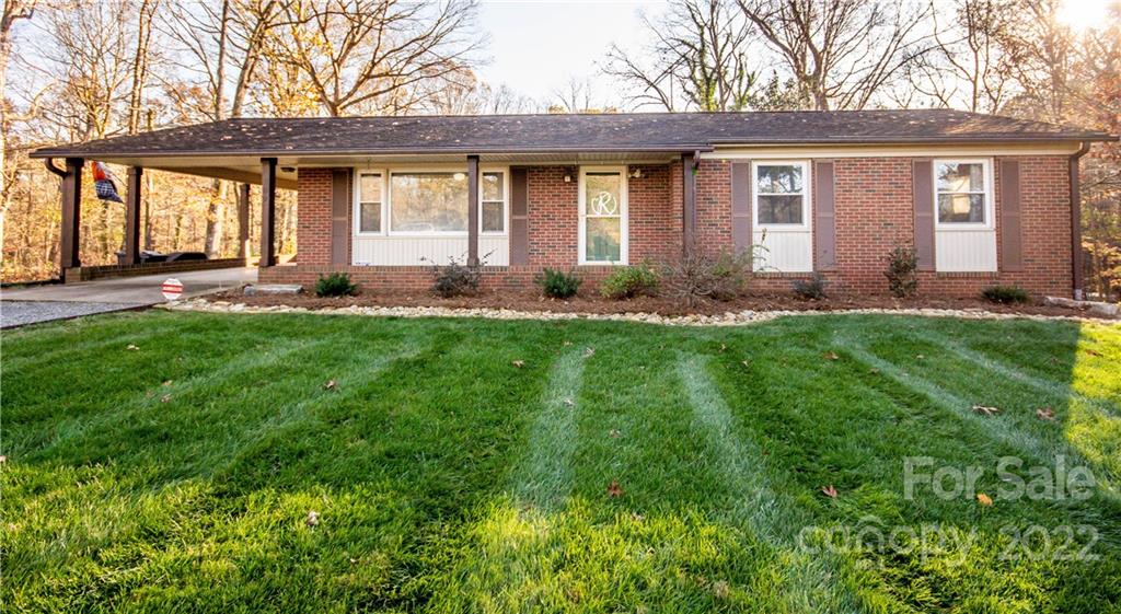 209 Tomlin Road Harmony, NC 28634 - Photo 1 of 27 Gallery Image 1