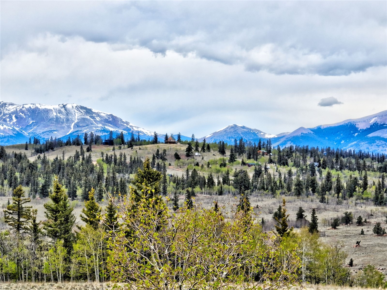 71 Mallard Road Como, CO 80432 - Photo 9 of 16 a view of a city with mountains in the background