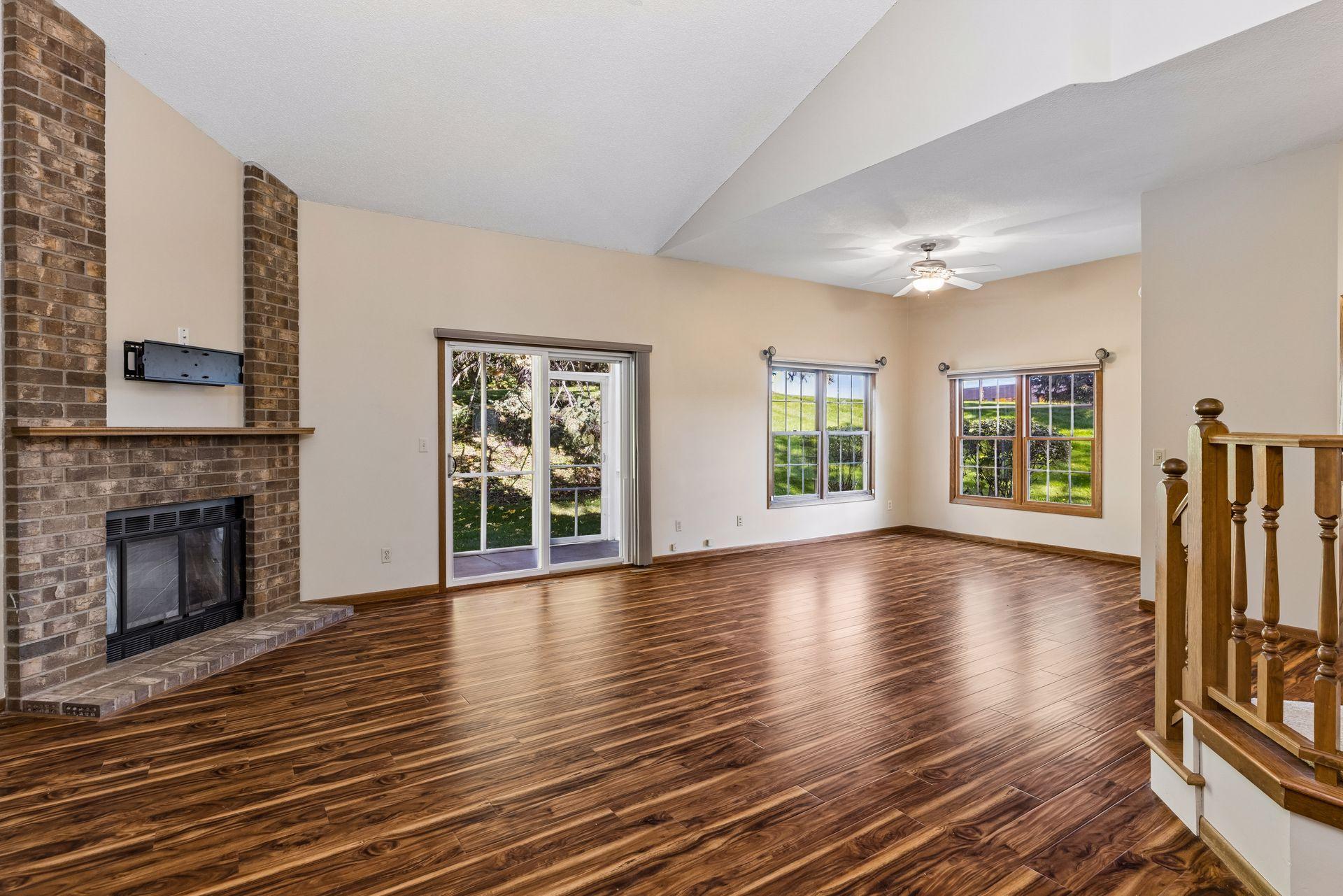 11018 Oregon Curve Bloomington, MN 55438 - Photo 22 of 77 Gallery Image 22