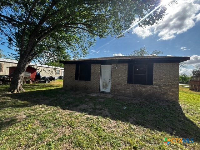 122 Rosa Street Edna, TX 77957 - Photo 4 of 17