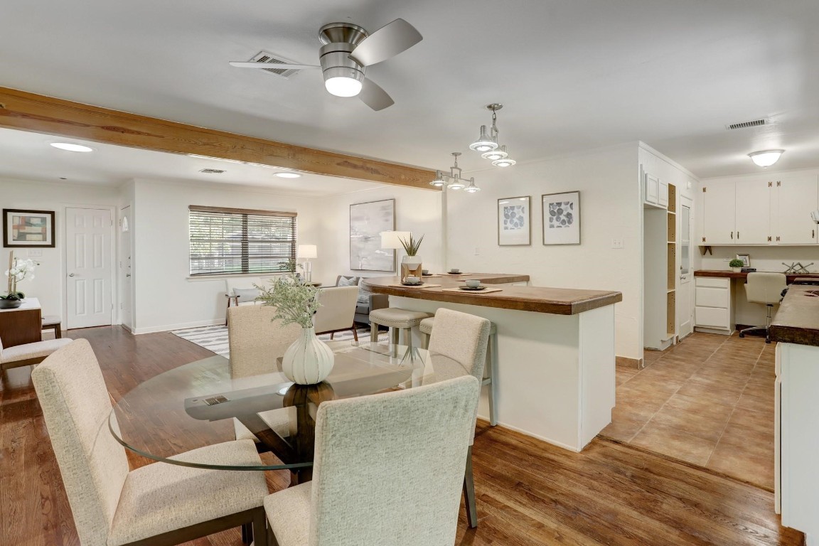 4546 Warm Springs Road Houston, TX 77035 - Photo 9 of 20