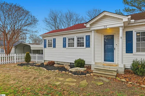 $219,000 | 314 Eastview Drive, Simpsonville, SC 29681