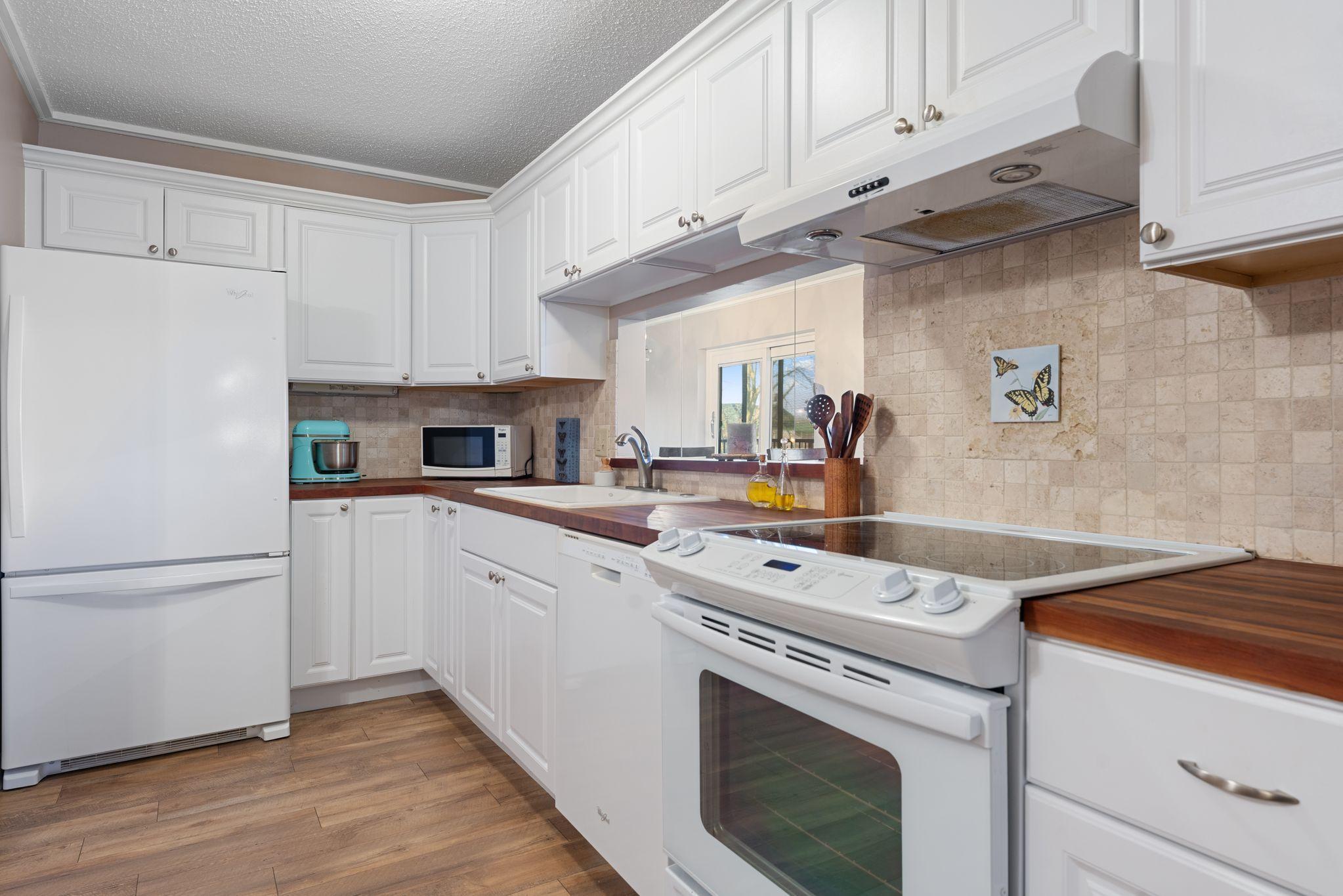 10521 Cedar Lake Road, Unit 501 Minnetonka, MN 55305 - Photo 4 of 45