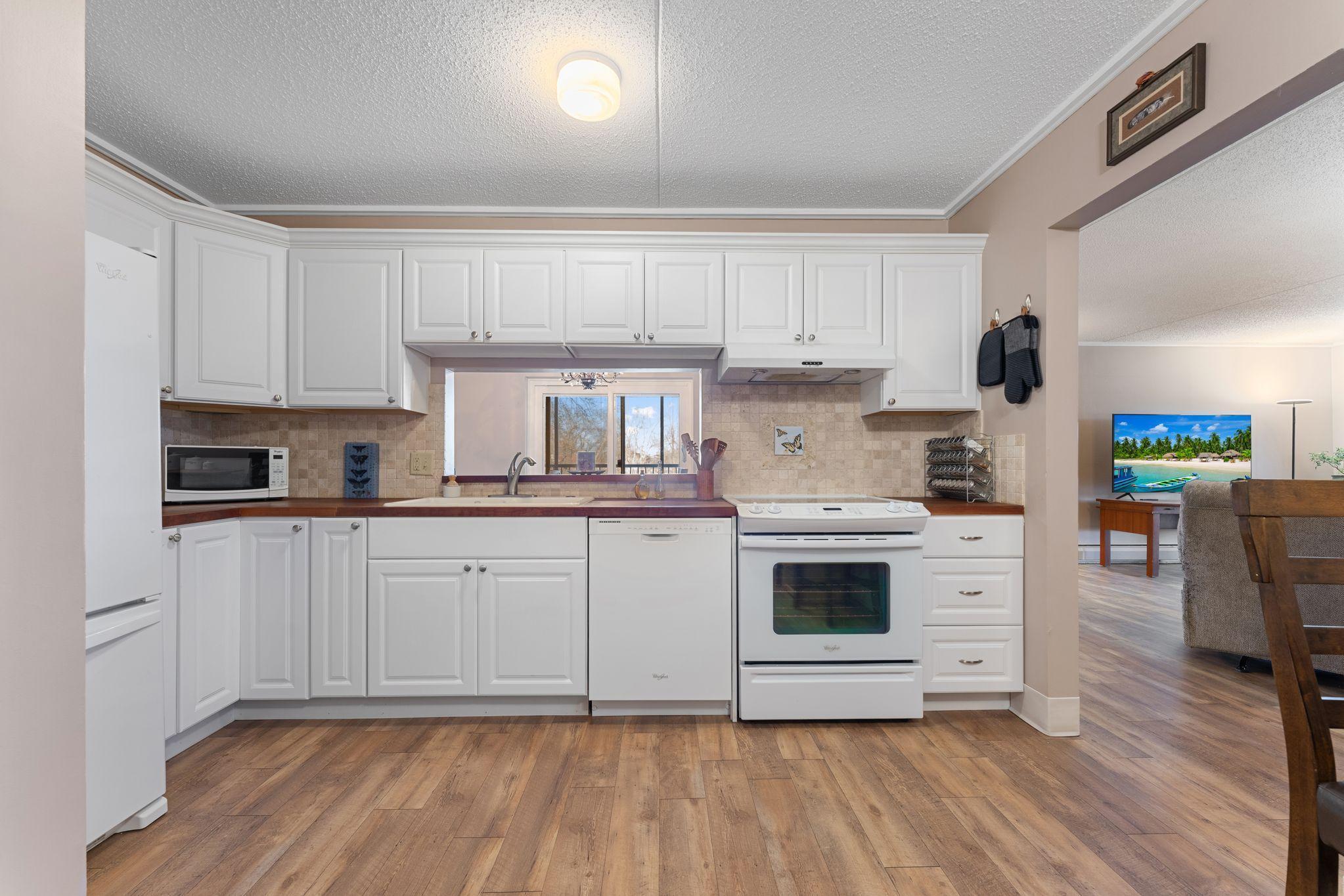 10521 Cedar Lake Road, Unit 501 Minnetonka, MN 55305 - Photo 6 of 45