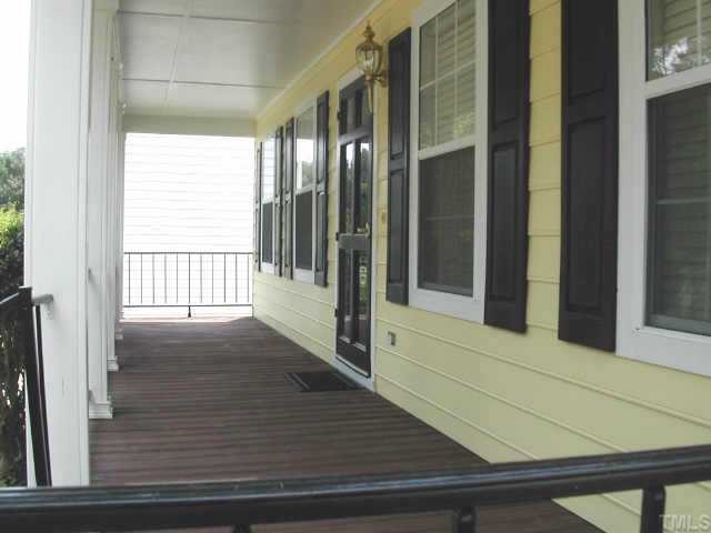 1053 Mills Street Raleigh, NC 27608 - Photo 2 of 10