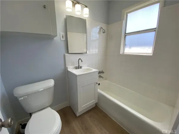 $2,200 | 506 West L Street, Wilmington, CA 90744