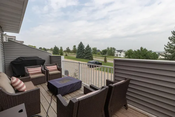 $374,900 | 644 Shardlow Lane Northeast, Byron, MN 55920