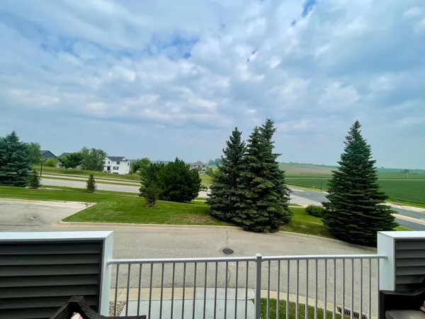 $374,900 | 644 Shardlow Lane Northeast, Byron, MN 55920