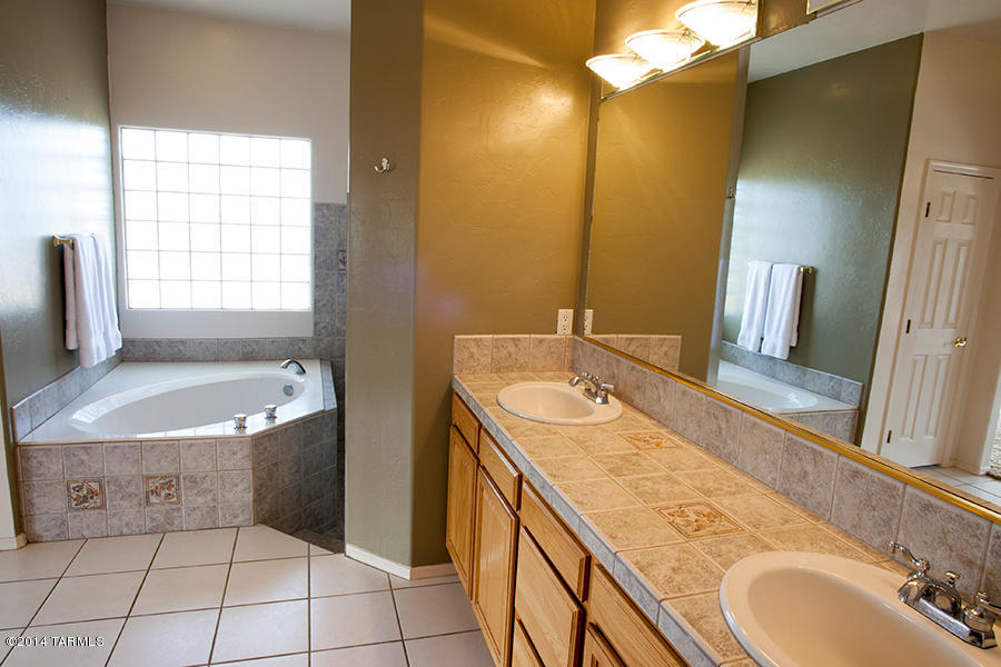 1671 West Sunkist Road Tucson, AZ 85755 - Photo 24 of 48 Gallery Image 24