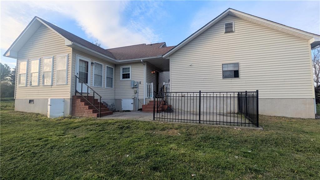 327 Lovebridge Road Southeast Calhoun, GA 30701 - Photo 3 of 19