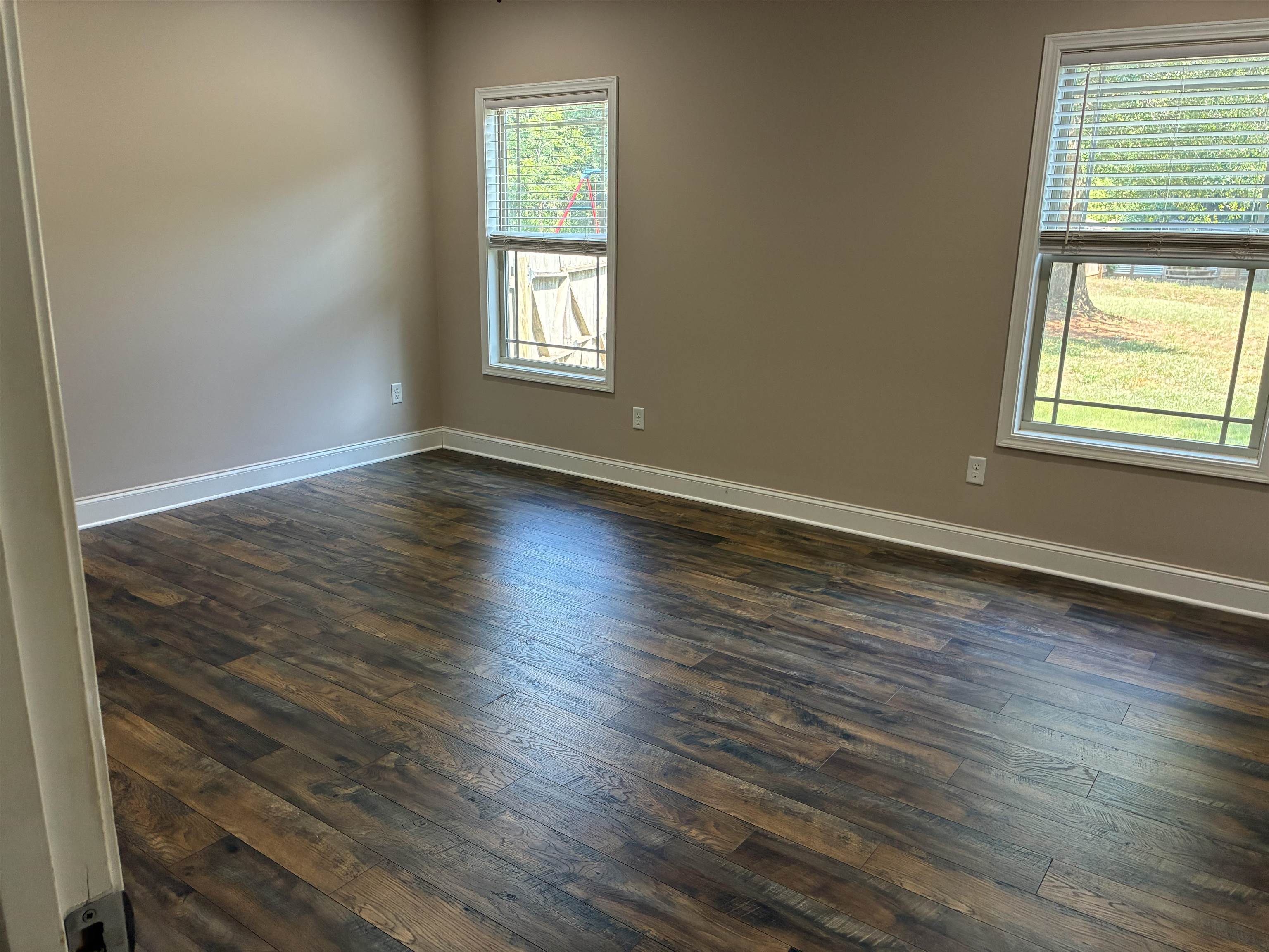 1000 Sheila Avenue Greer, SC 29651 - Photo 7 of 30