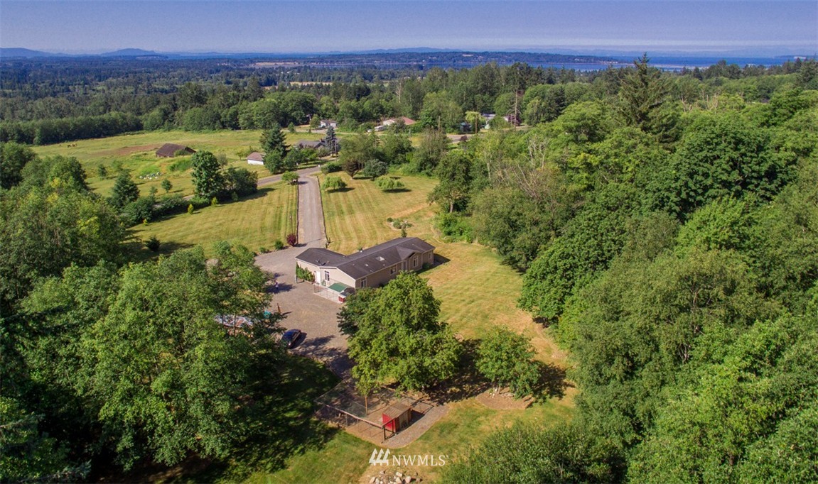 4036 H Street Road Blaine, WA 98230 - Photo 8 of 9 Gallery Image 8