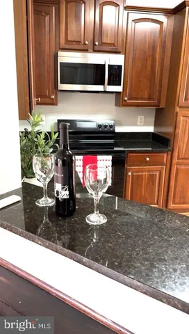 $570,000 | 12316 Penzance Lane, Bristow, VA 20136