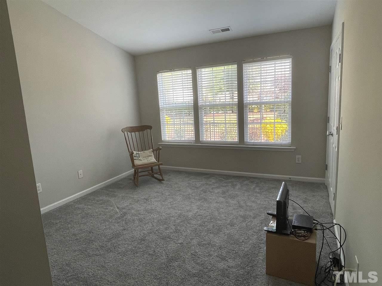 8236 City Loft Court Raleigh, NC 27613 - Photo 6 of 9