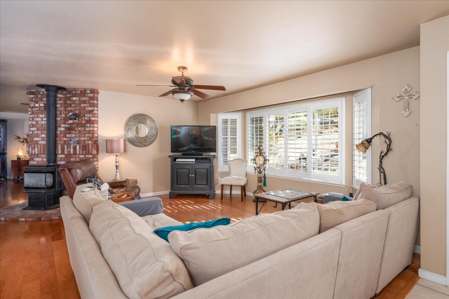 43492 Ranger Cir Drive Coarsegold, CA 93614 - Photo 11 of 40 Gallery Image 11