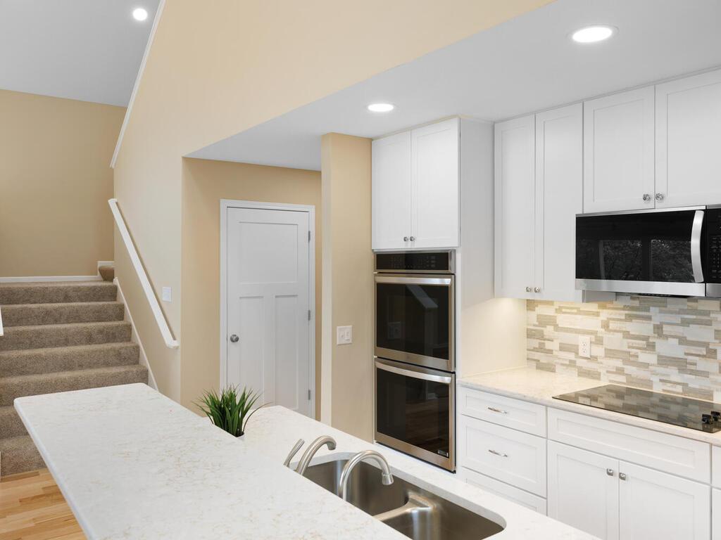 17394 Sunset Trail Southwest Prior Lake, MN 55372 - Photo 24 of 62