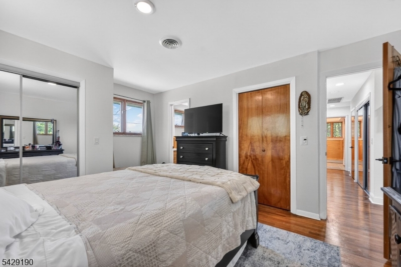 886 Old Chester Road Far Hills, NJ 07931 - Photo 16 of 32
