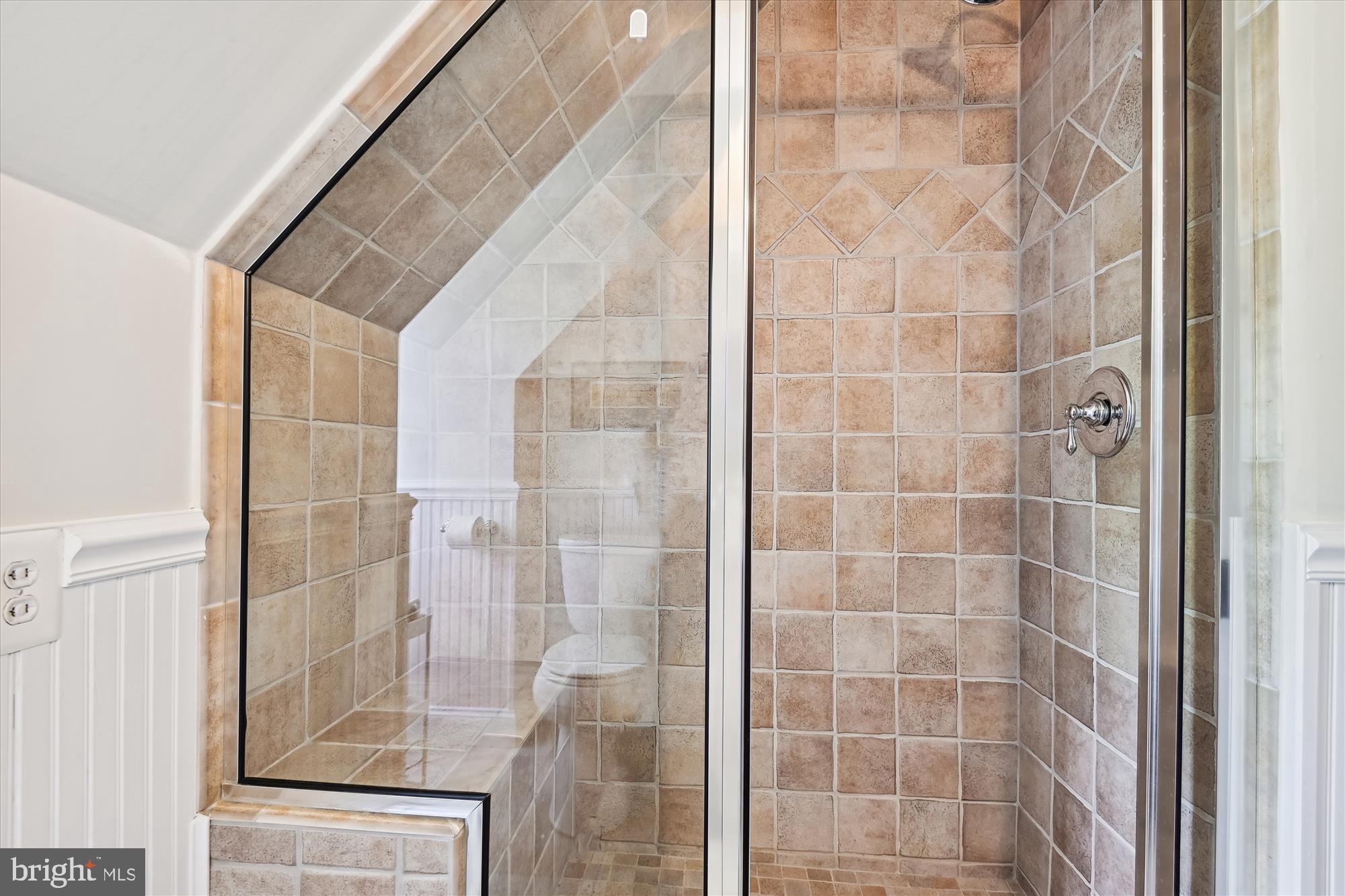 210 Goodale Road Baltimore, MD 21212 - Photo 31 of 50 Hall Bath