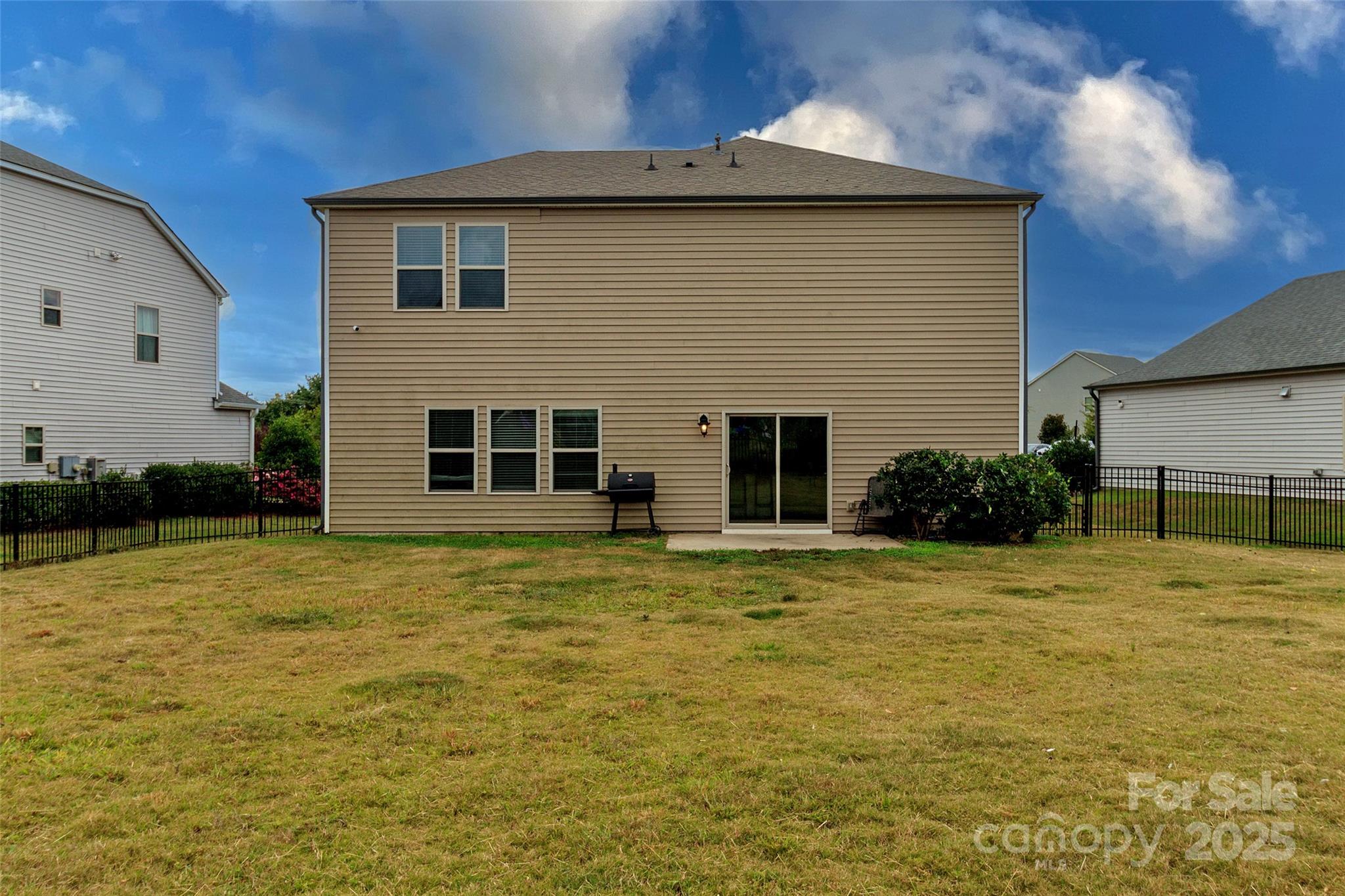 4314 Collingham Drive Charlotte, NC 28273 - Photo 38 of 46 a house that has a big yard