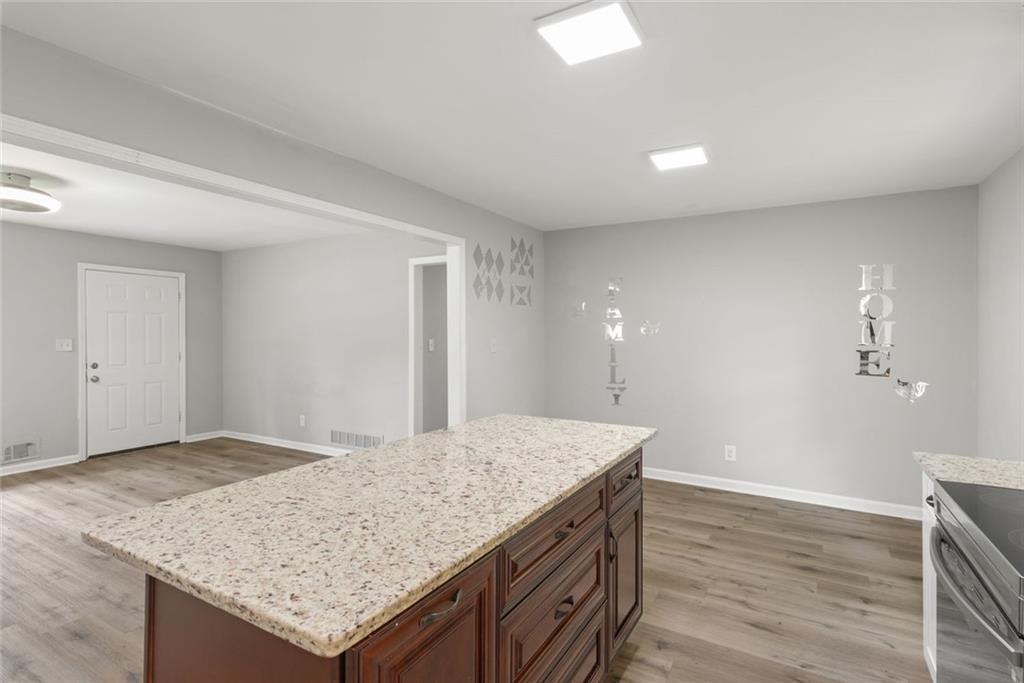 4325 Hiram Lithia Springs Road Southwest Powder Springs, GA 30127 - Photo 8 of 28
