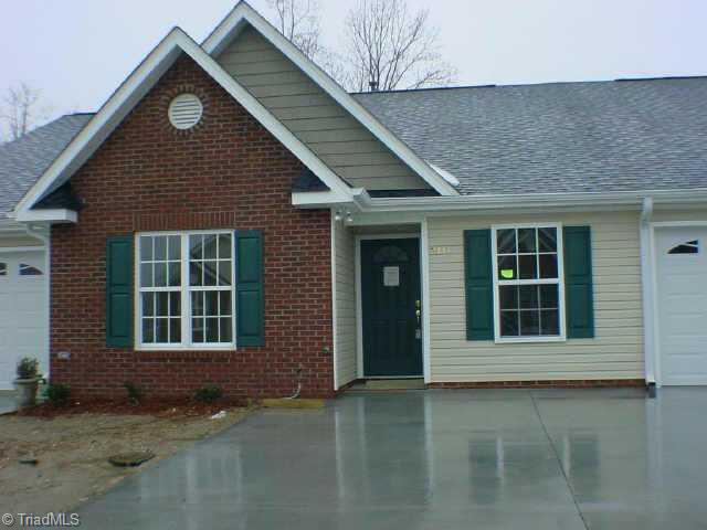 2114 Weststone Road Clemmons, NC 27012 - Photo 1 of 1 Exterior Front.