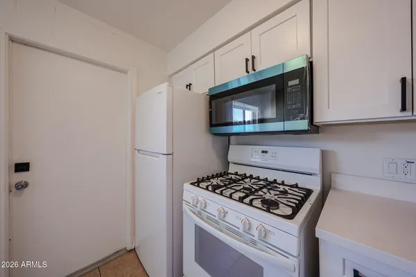 $1,049 | 3202 North 66th Street, Unit 4, Scottsdale, AZ 85251