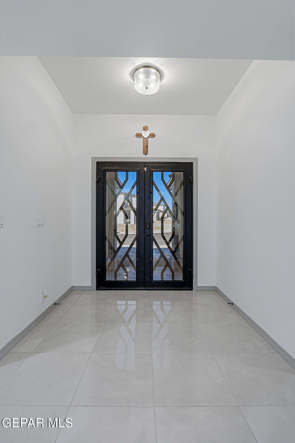 12892 Jonathan Raul El Paso, TX 79928 - Photo 5 of 53 a view of an empty room