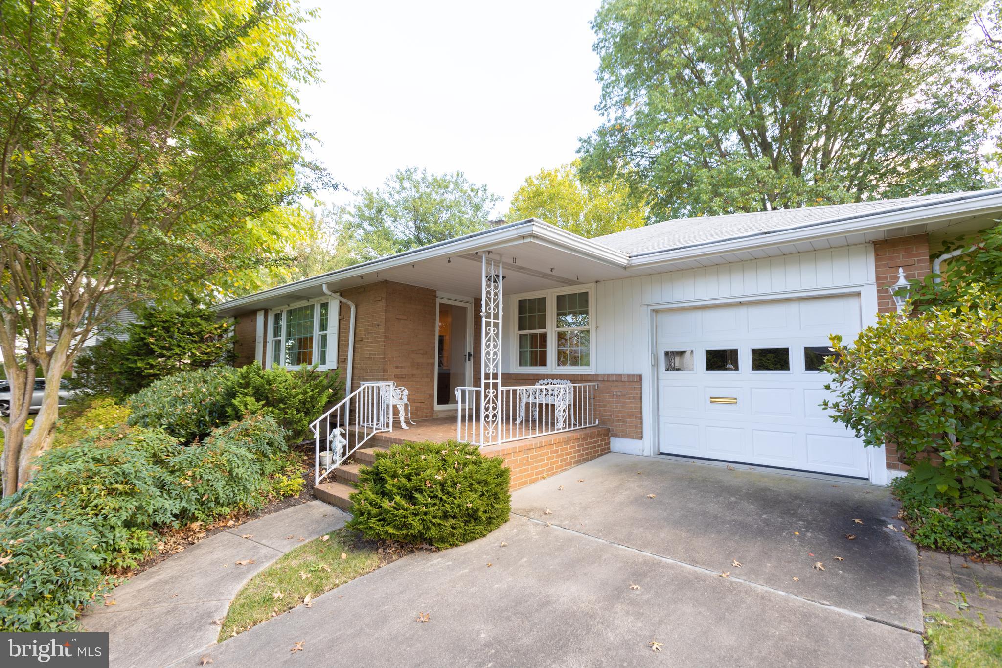2008 Harwyn Road Wilmington, DE 19810 - Photo 1 of 27 Gallery Image 1