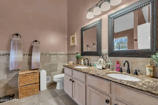 $849,000 | 107 Shenandoah Boulevard, Toms River, NJ 08753