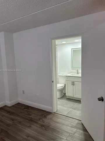 $2,350 | 6045 Northwest 186th Street, Unit 303, Hialeah, FL 33015