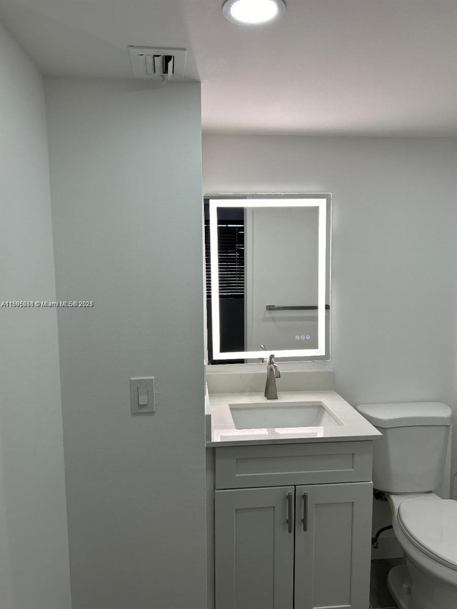 6045 Northwest 186th Street, Unit 303 Hialeah, FL 33015 - Photo 5 of 12