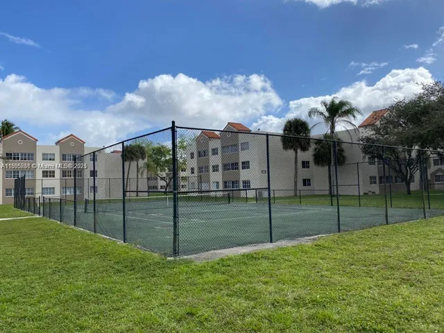 $2,350 | 6045 Northwest 186th Street, Unit 303, Hialeah, FL 33015