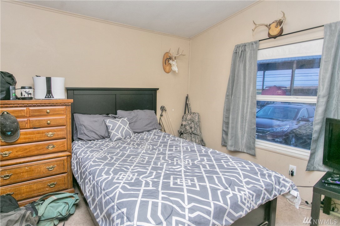 403 Rd R Northeast Moses Lake, WA 98837 - Photo 17 of 23
