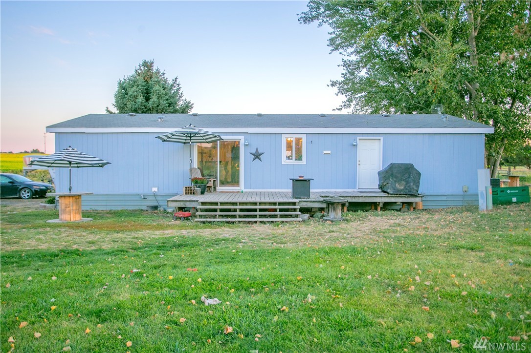 403 Rd R Northeast Moses Lake, WA 98837 - Photo 4 of 23