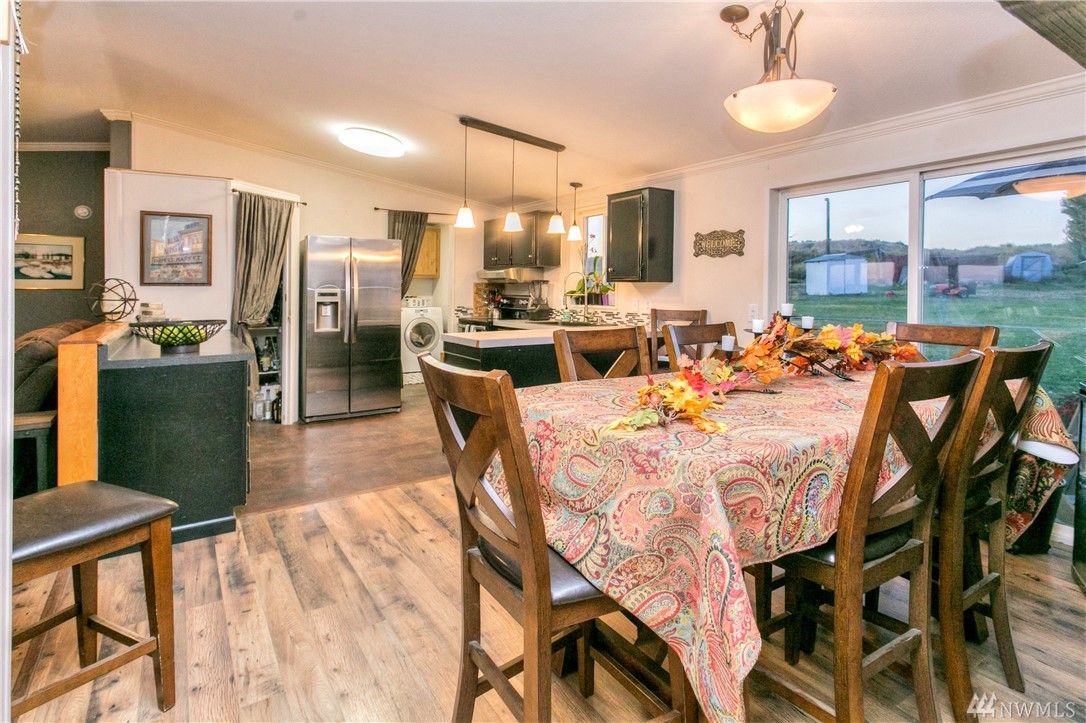 403 Rd R Northeast Moses Lake, WA 98837 - Photo 10 of 23