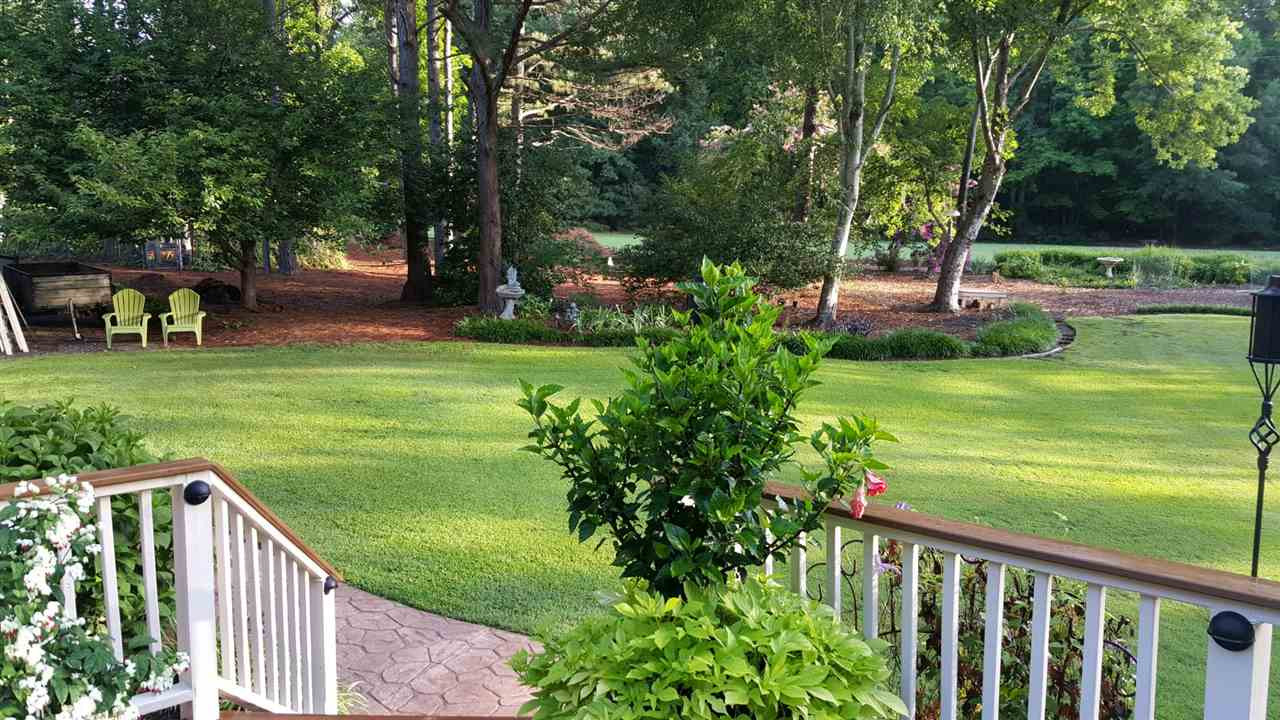 2708 Alloway Court Raleigh, NC 27606 - Photo 2 of 29 Beautifully manicured property. Resort living in your own backyard!! Exterior Back