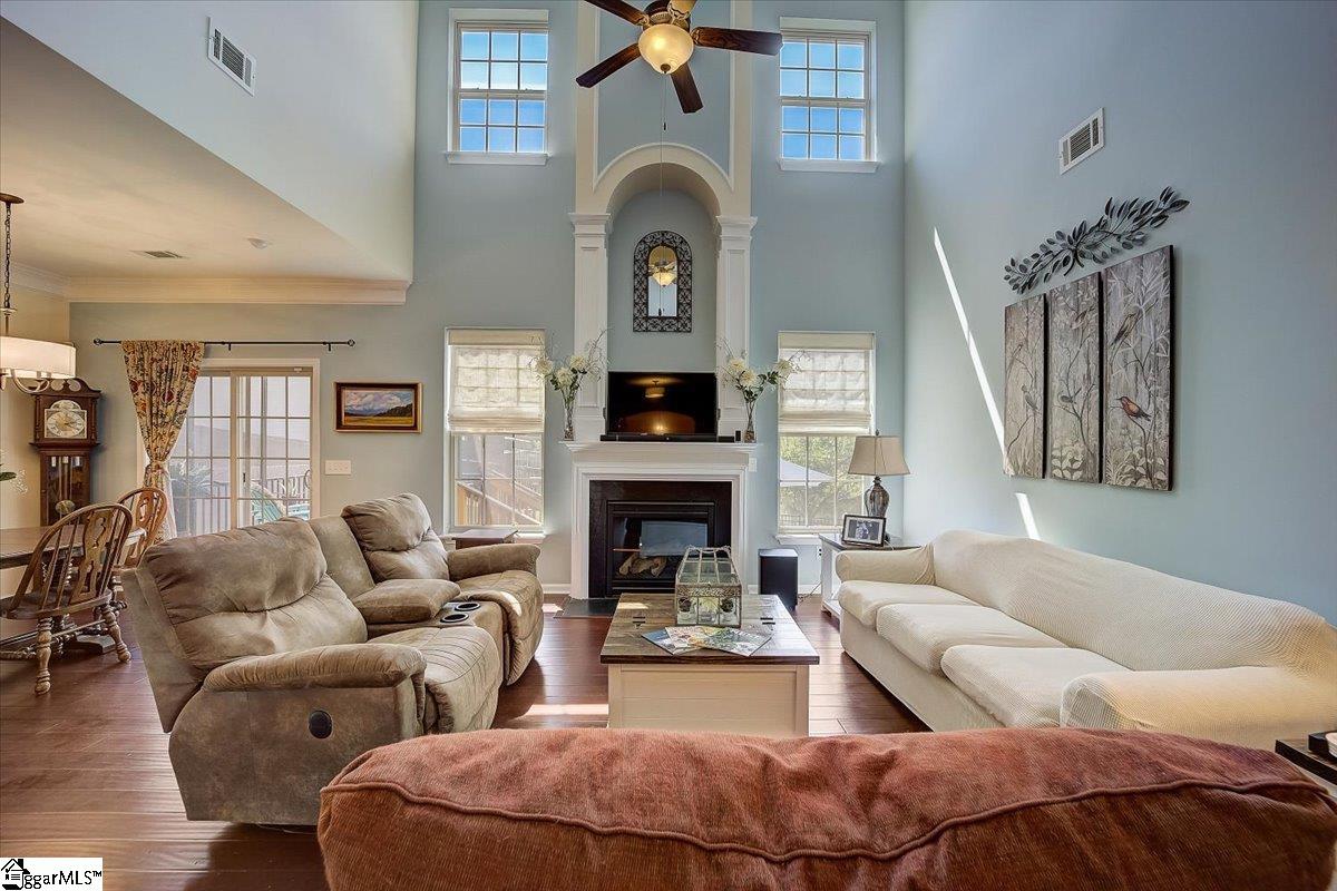 524 Riverdale Road Simpsonville, SC 29680 - Photo 3 of 36 Gallery Image 3