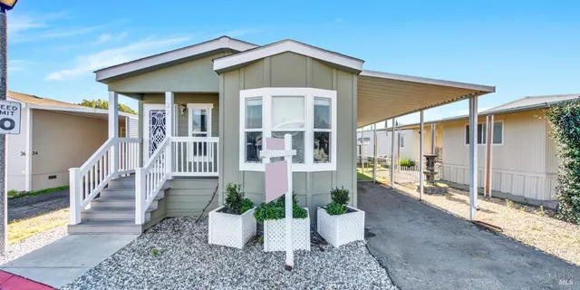 $199,000 | 32 Lemon Tree Circle, Vacaville, CA 95687