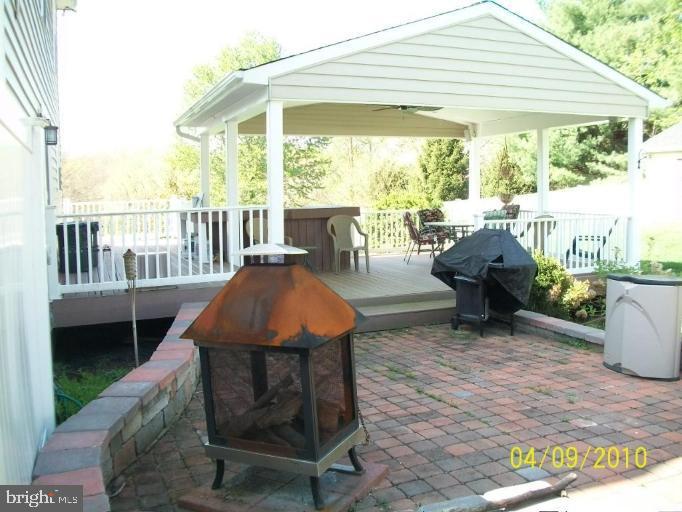 3410 Nottingham Road Westminster, MD 21157 - Photo 6 of 32 Patio