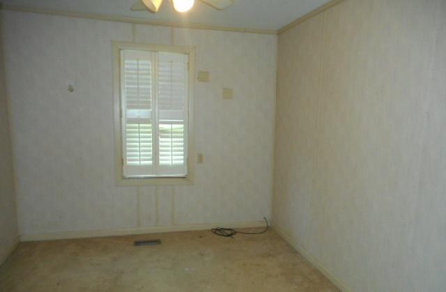 4331 Quarry Road Louisville, TN 37777 - Photo 8 of 8 Bedroom 3 - No closet/Office