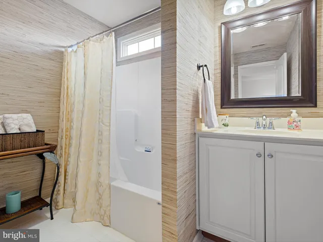 $619,900 | 414 Clane Drive, Wilmington, DE 19808